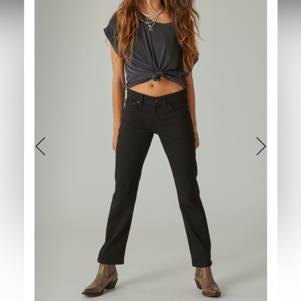 NWT Lucky Brand Mid Rise Sweet Straight Leg Jeans